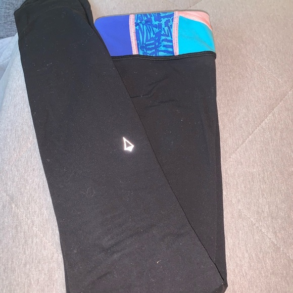 Ivivva Leggings - Picture 4 of 4